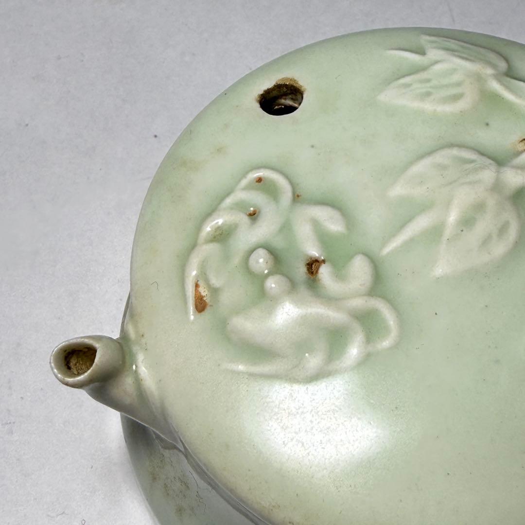 ◆李朝 白磁浮彫水滴 蟹紋 書道具 古玩 文房四宝 朝鮮古陶磁 朝鮮美術◆