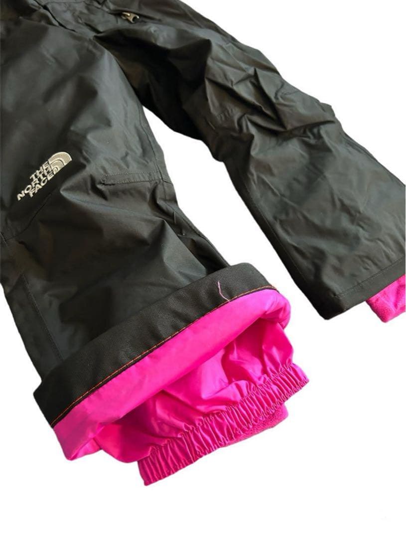 【新品】キッズ XXS☆The North Face スノーウェア パンツ　防寒