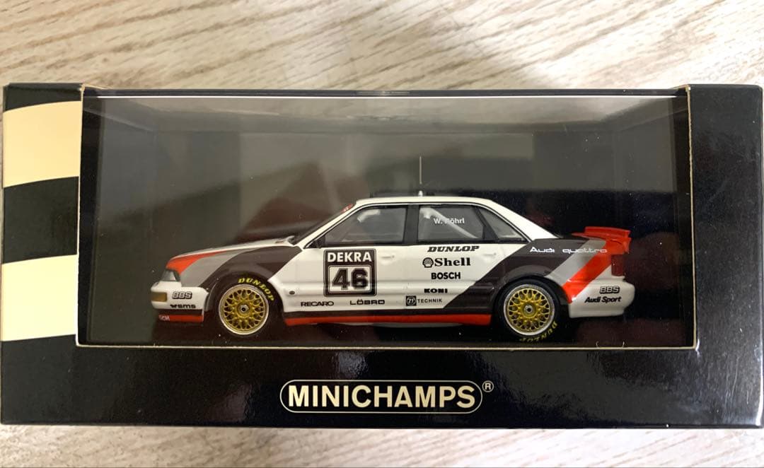 【限定品】ミニチャンプス製 アウディ V8 DTM レーシングカー　1/43