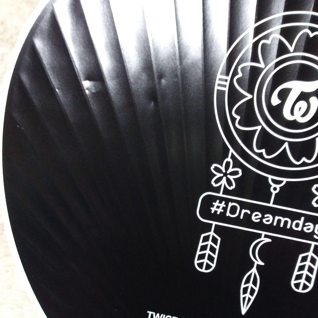 ☆新年セール☆TWICE　うちわ　ケース付き　バック２個付き　トゥワイス