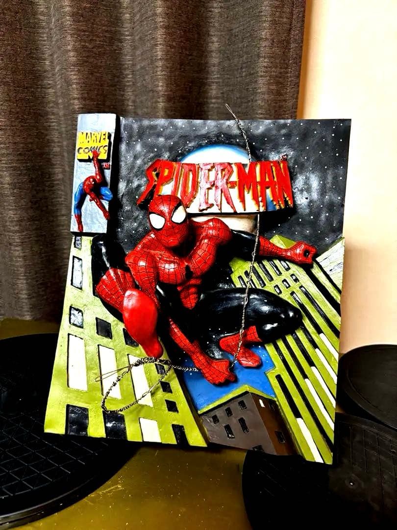 スパイダーマン 立体フィギュア 壁掛け