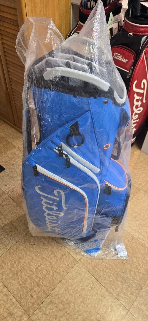 レオちん Titleist ゴルフバッグ 青