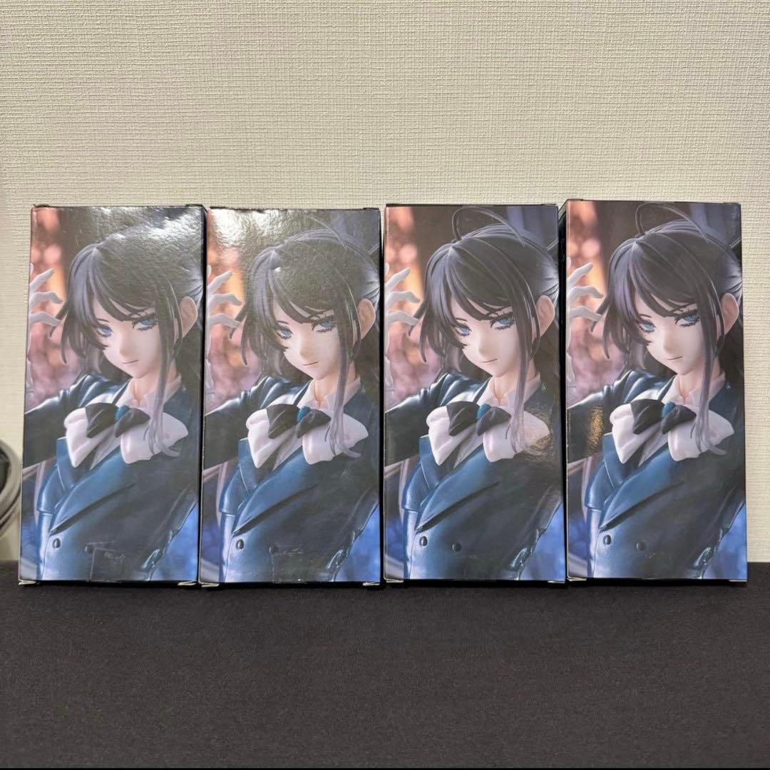 【新品未開封】Ado フィギュア winter ver. ラウンドワン限定　4体