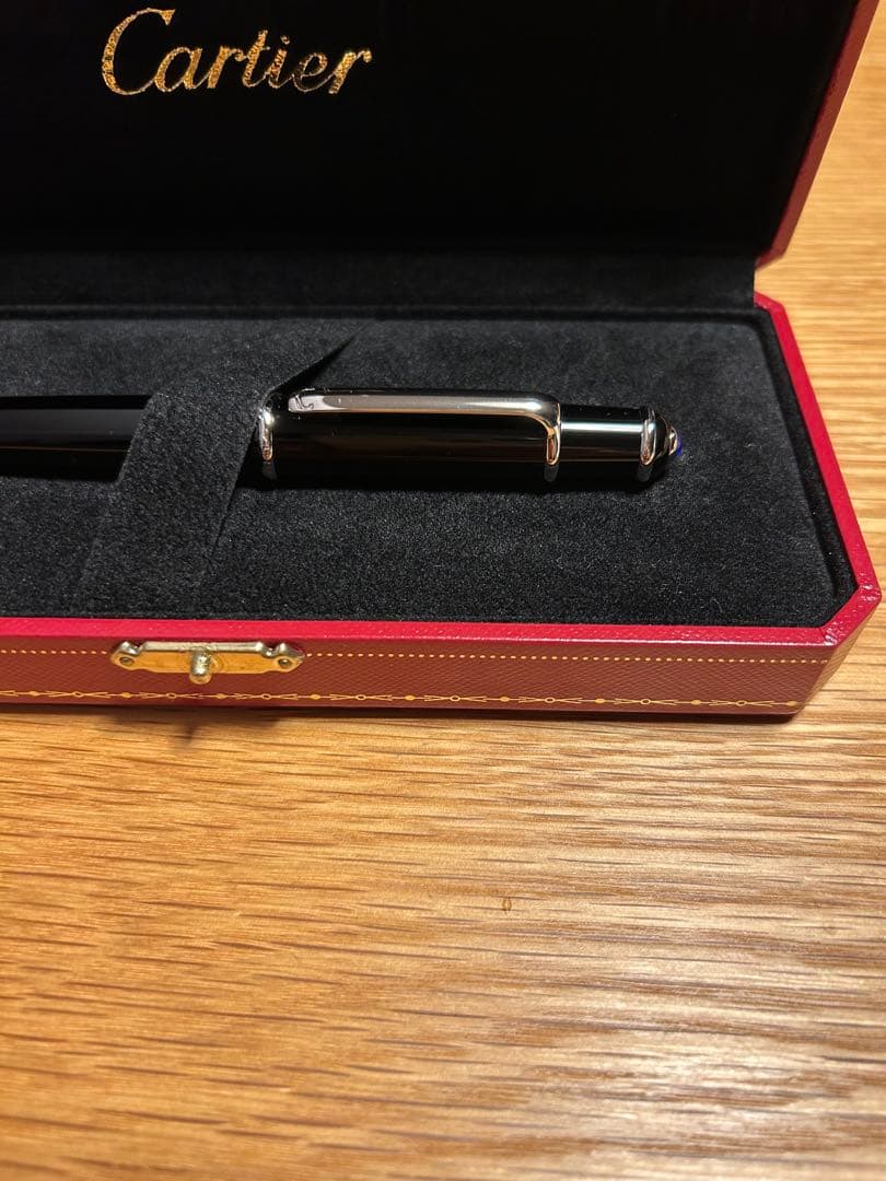 カルティエ ディアボロ ボールペン ブラック/シルバー