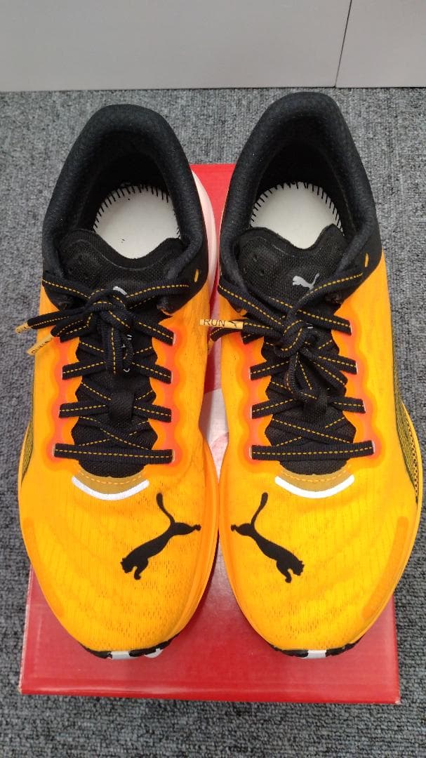 PUMA NITRO 陸上競技用スパイクシューズ