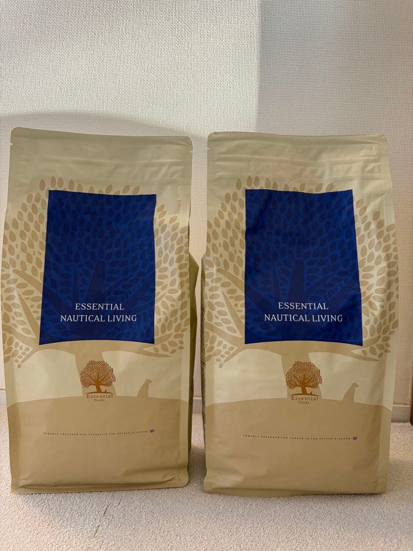 ESSENTIAL NAUTICAL LIVING ドッグフード 2袋