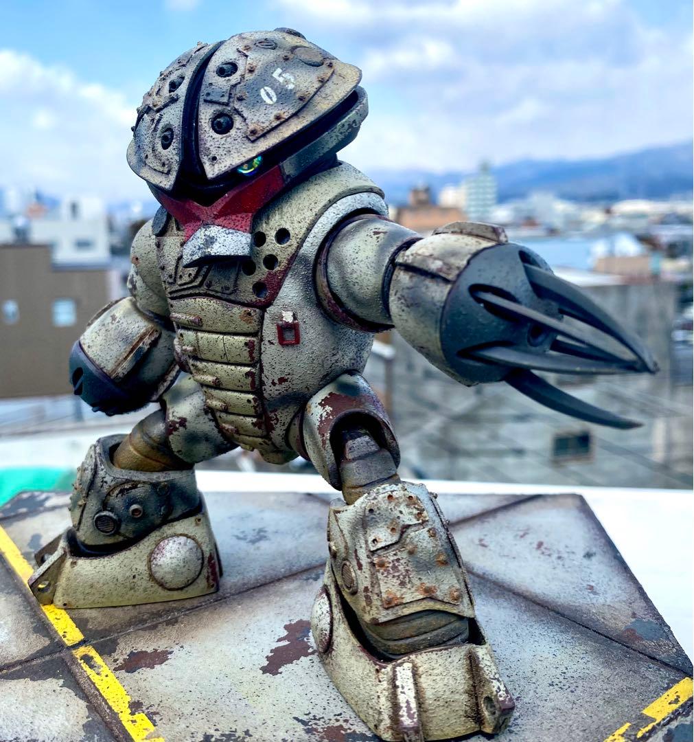 ガンプラ HGUC 1/144 MSM-04 アッガイ 都市迷彩 完成品