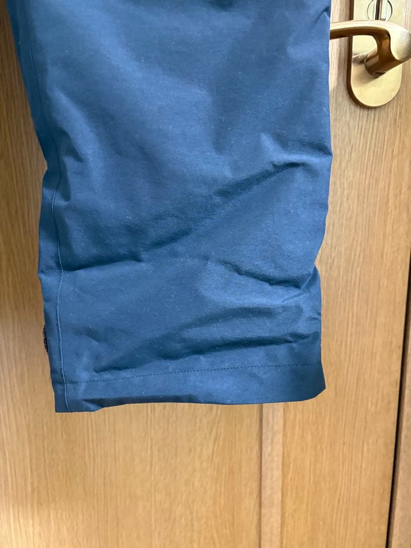 ダイワ　DW-1204 ゴアテックス プロダクト ウィンタースーツ　防寒着　上下