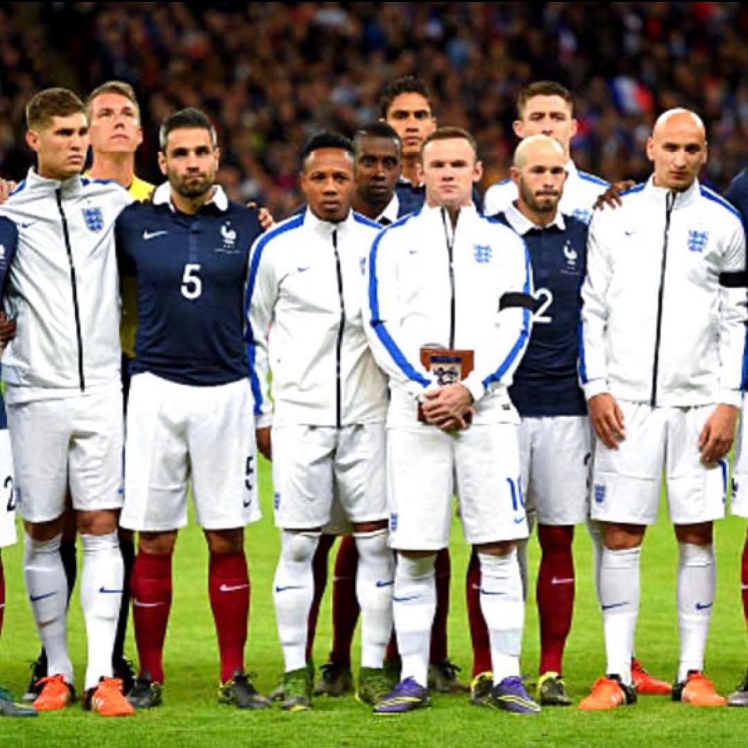 NIKE イングランド代表 14/15 アンセムジャケット/ジャージ Mサイズ