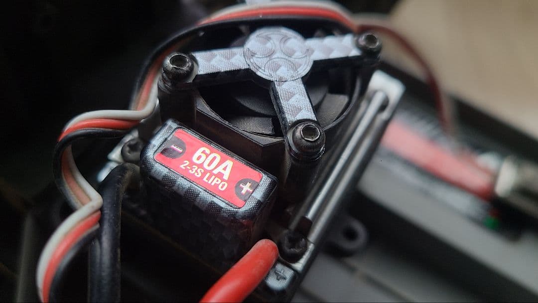 トラクサスラストラー2WD(タミヤ、京商、ヨコモ、アルマ、アソシ、フタバ)