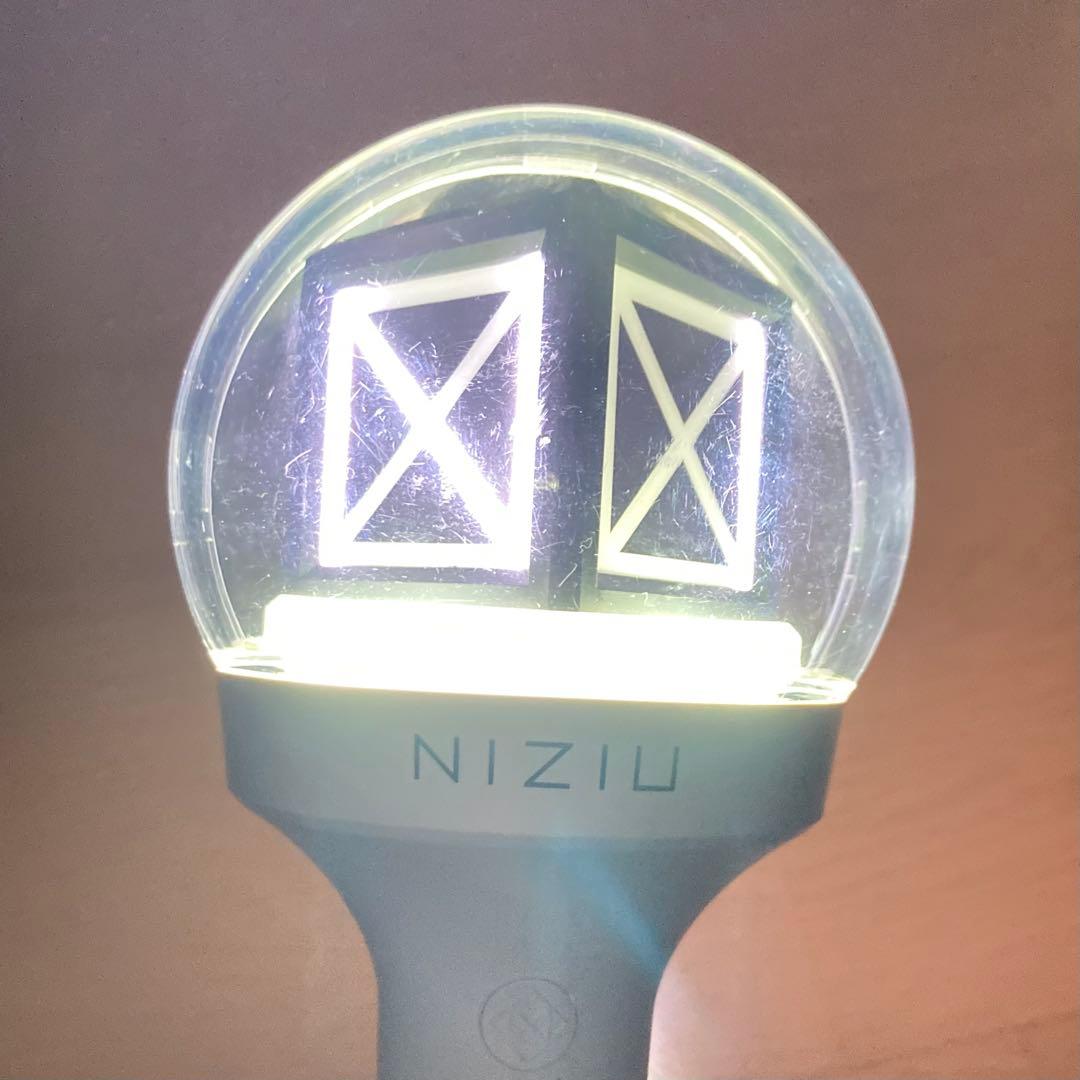 JYP NiziU 公式 ペンライト 動作確認済み