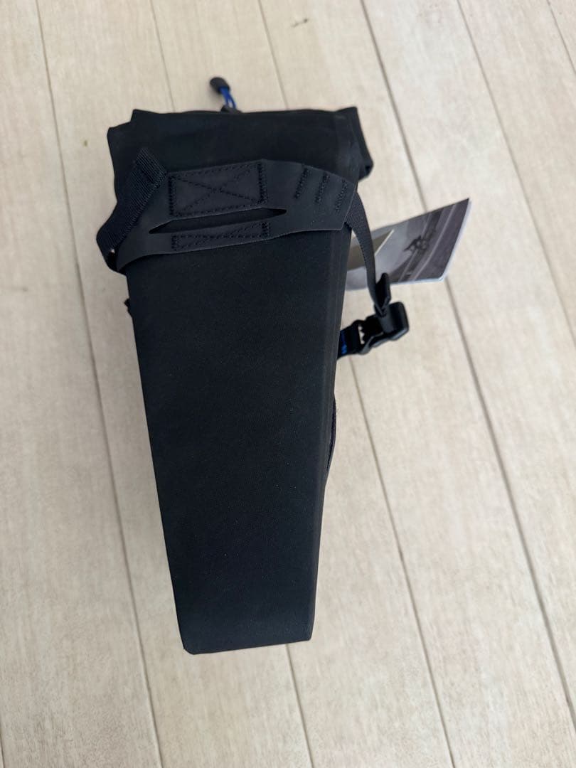 APIDURA  車体装着バッグ　オマケ付き