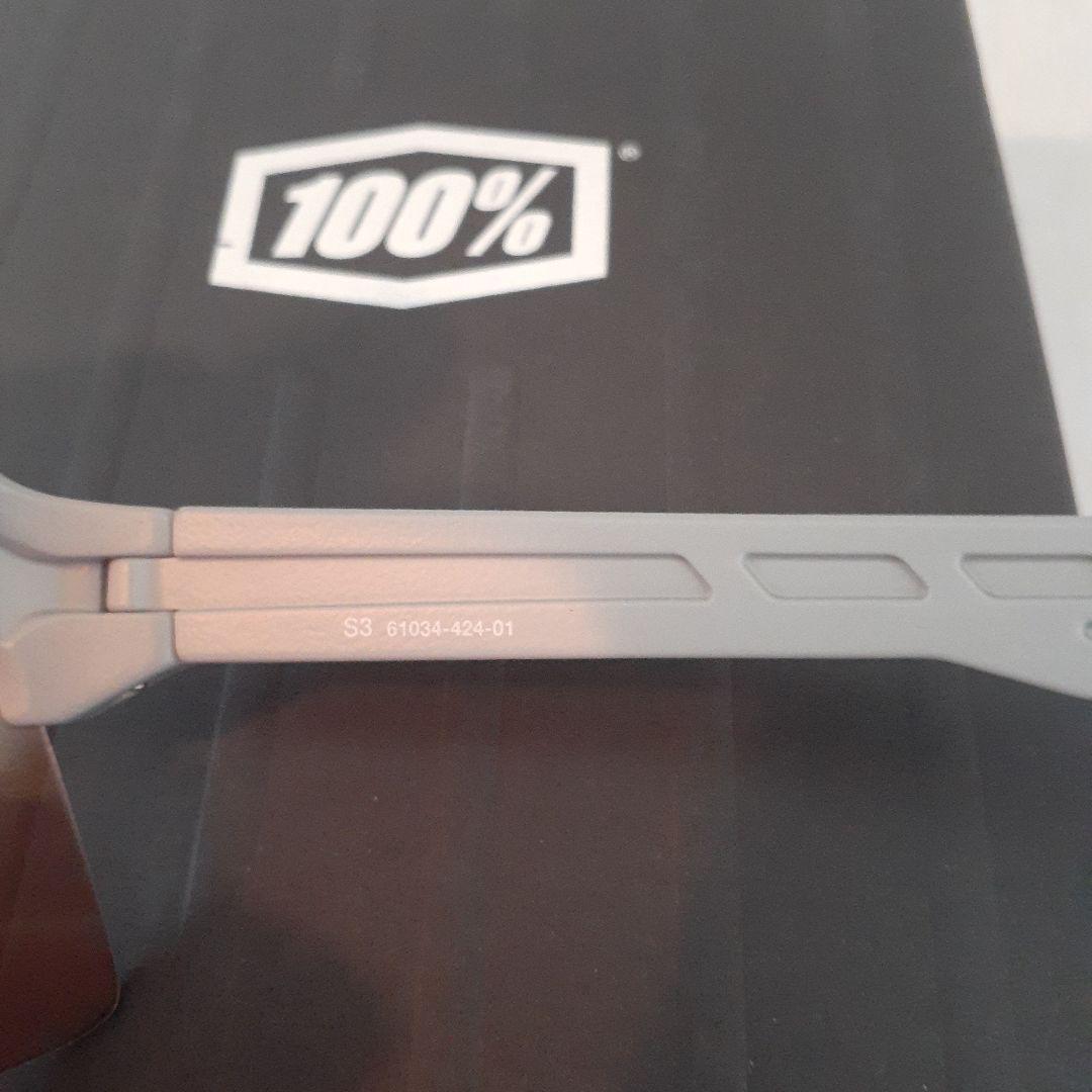 100% S3 HiPERコーラル ワンハンドレッド サングラス