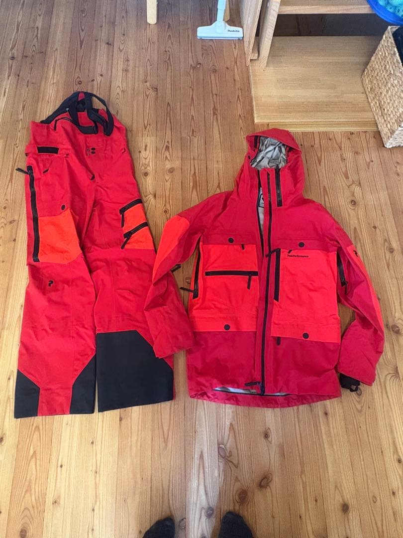 た*や様 Peak Perfomance Vertical Jacket&Pan