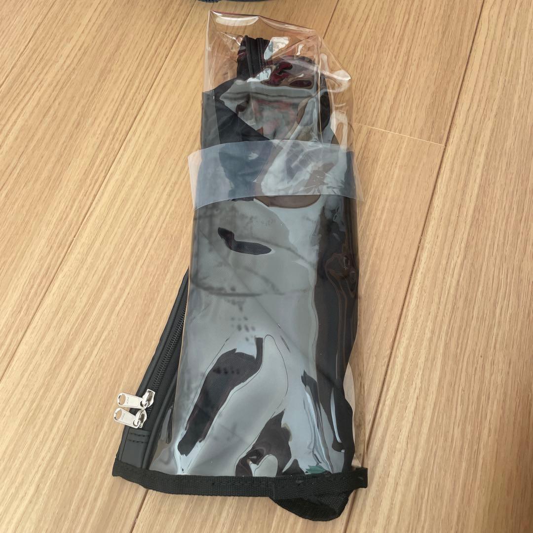 新品　Burton 盗難防止　ロック付き　ゴルフバッグ・キャディバッグ 黒・赤