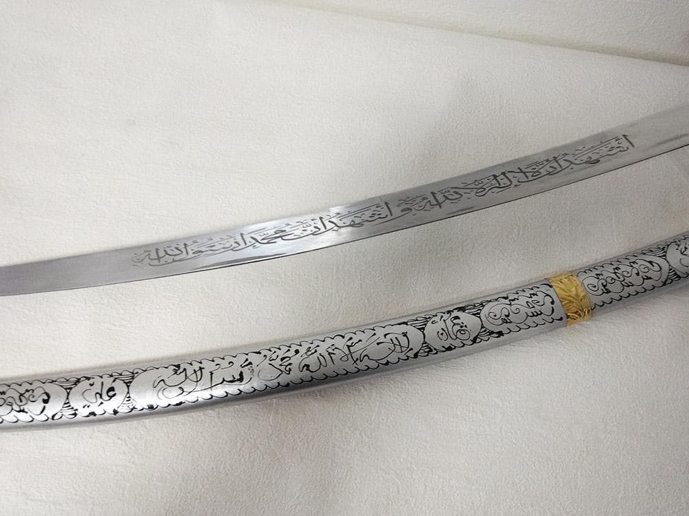 ◆新品　イスラム王の剣（刀）シルバー・戦士・コスプレ・コレクション　銃刀法ＯＫ