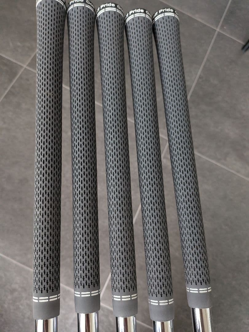 ●超美品　日本仕様●P8CB ('25) アイアン 5本#6〜PW　NS950