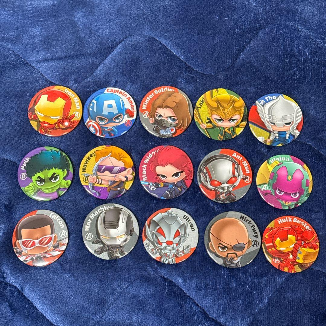 マーベル　アベンジャーズ　グッズ　缶バッジ　アイアンマン　キャプテンアメリカ