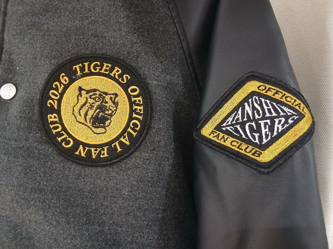 阪神タイガース　スタジアムジャンパーMサイズ(ダイヤモンドプラス会員特典)