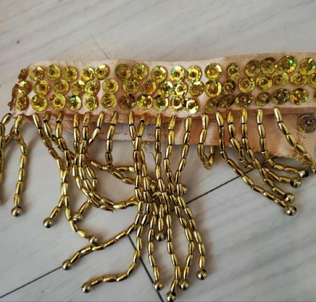 ベリーダンス衣装 オリエンタル衣装ゴールドブラ＆ベルト＆スカート＆チョーカー４点