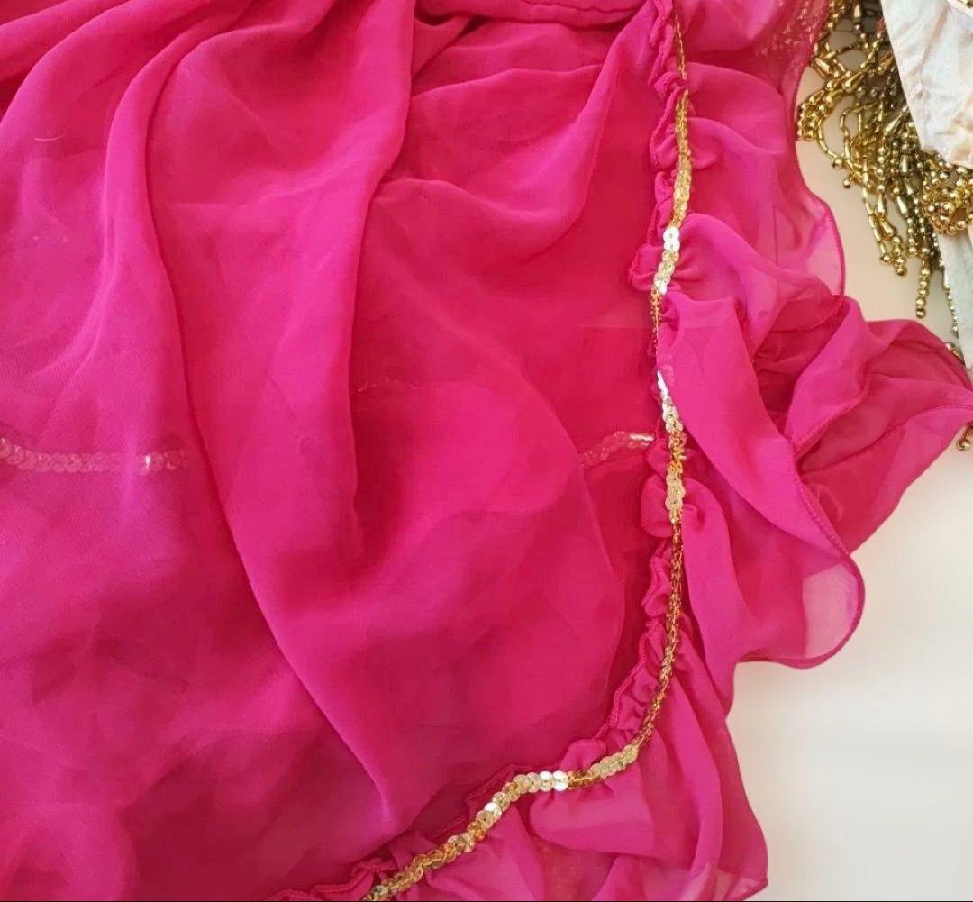 ベリーダンス衣装 オリエンタル衣装ゴールドブラ＆ベルト＆スカート＆チョーカー４点