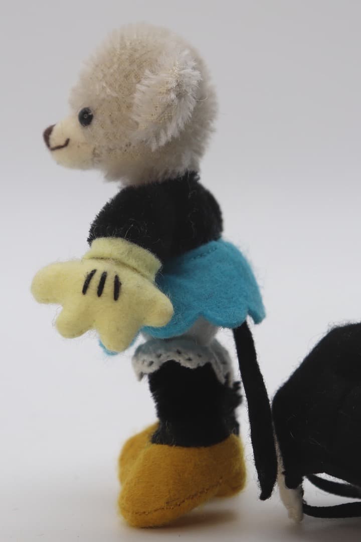 ミニーマウス被り物 可愛いミニチュアサイズのチーキー 9cm 392番