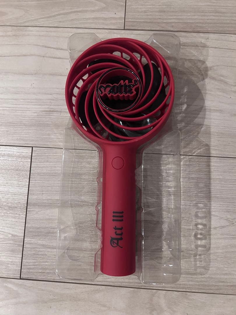 G-DRAGON ハンディファン