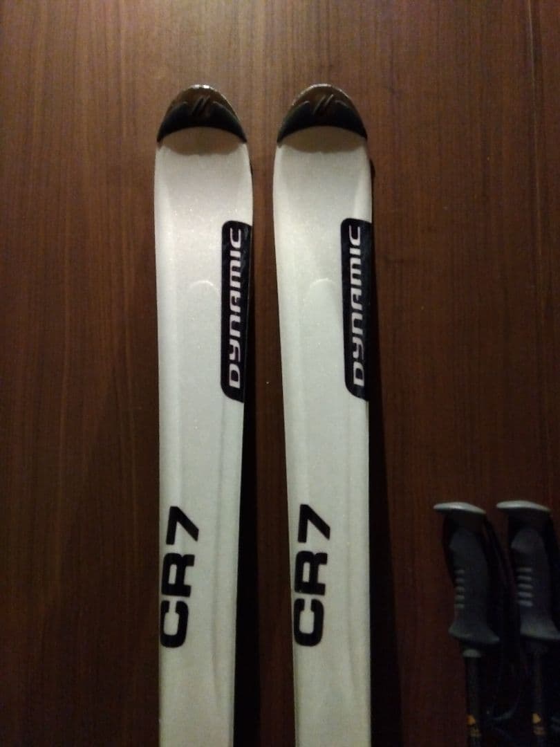 【送料無料】DYNAMIC 学生・男女兼用 スキーセット メンテ・WAX済み✔