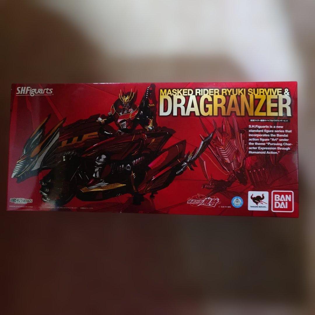 S.H.Figuarts 仮面ライダー龍騎サバイブ&ドラグランザーセット