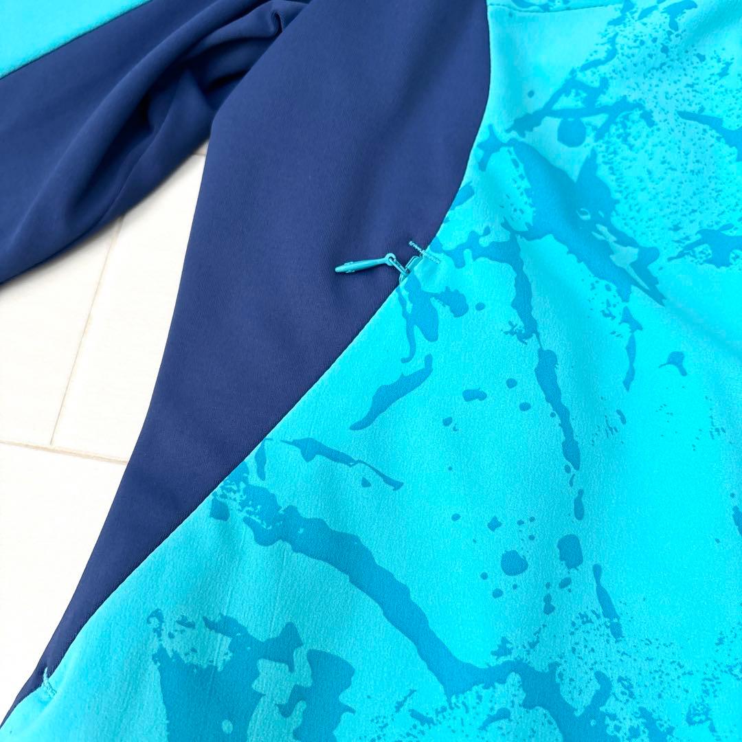 【新品未使用】デサントゴルフ　TSUKIグラフィック ウィンドジャケット　L