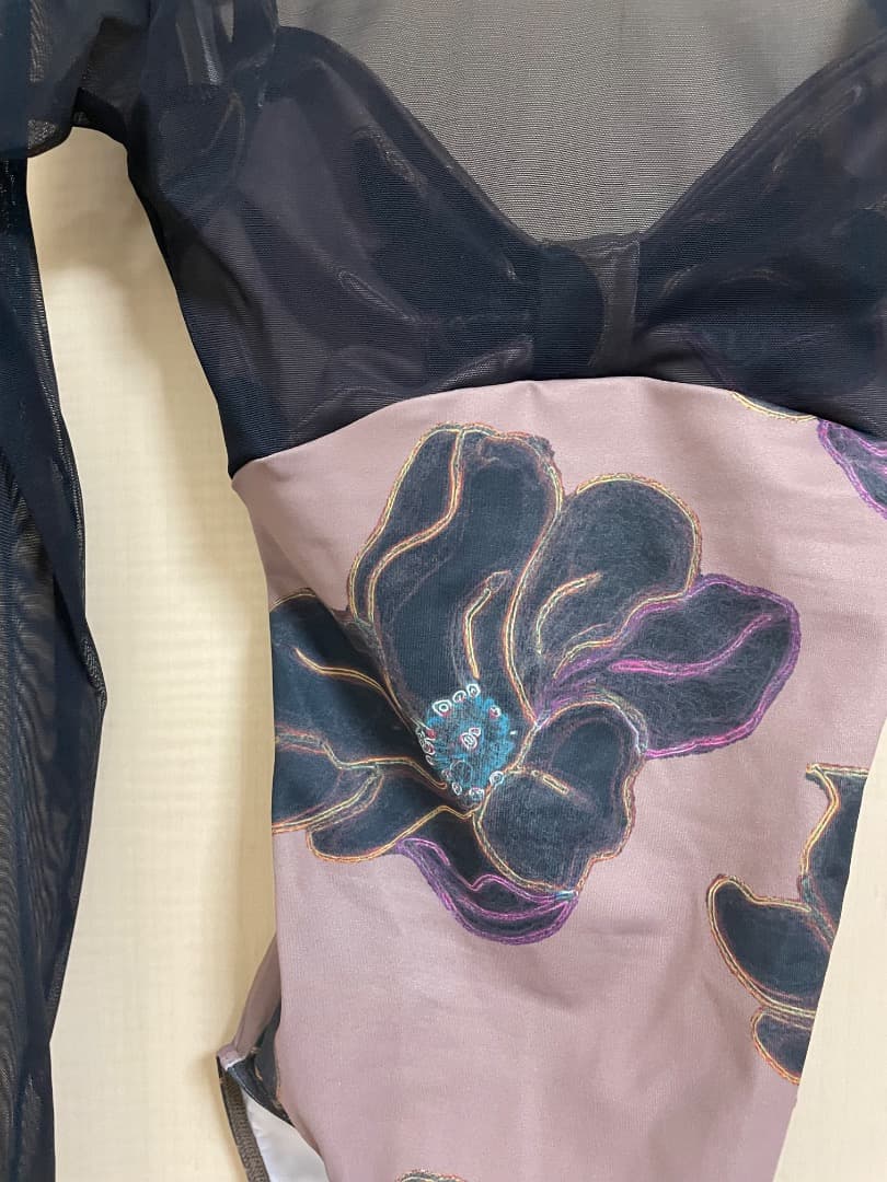 【新品・未使用】スティナ　stina レオタード　Sサイズ