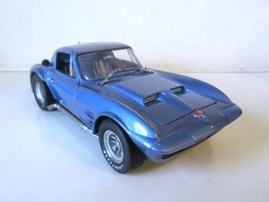 特価 exoto 1/18 コルベット Grand Sports Coupe②