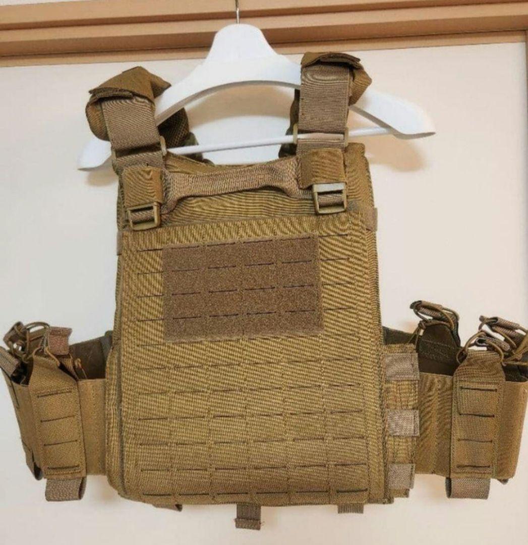 プレートキャリア、 MOELLシステム、 CB(コヨーテブラウン)、プレキャリ