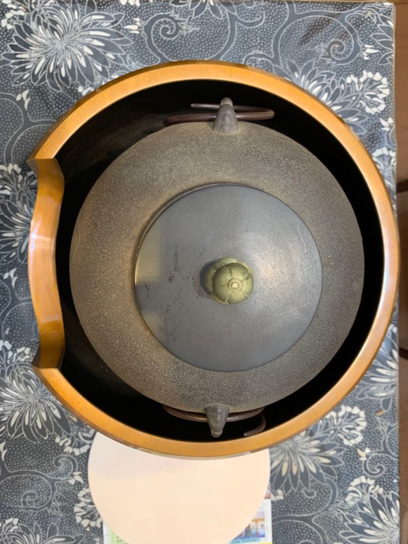 窯師辰敏作　浜松地紋　丸釜　面取風炉　風爐灰　爐用灰　底瓦　セット　茶道具