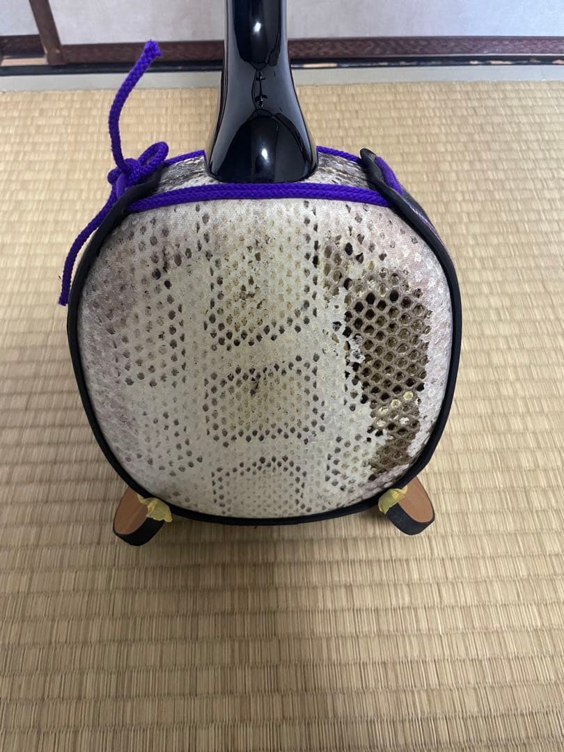 三線 本体 棹細めで弾きやすい一品