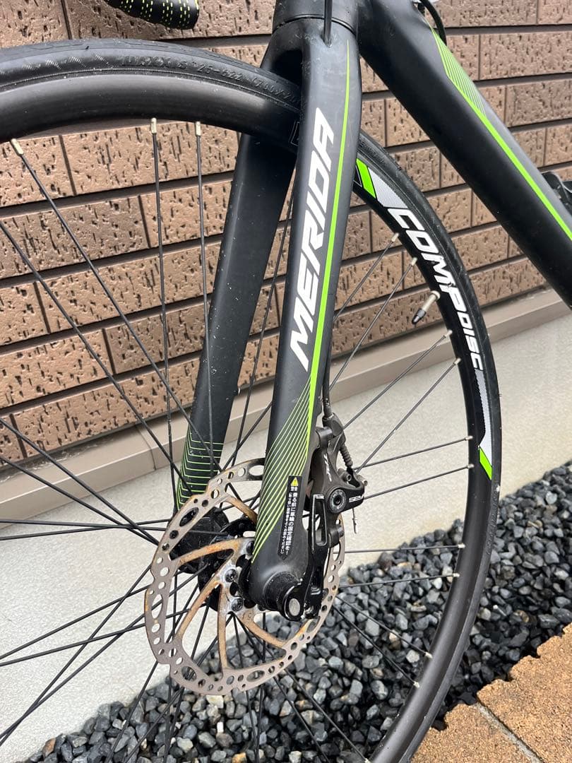 MERIDAロードバイク ブラック/グリーン 700C