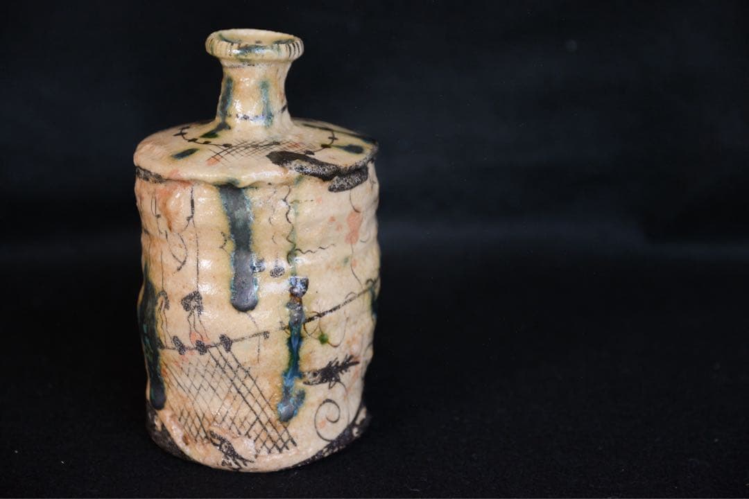 【鈴木五郎】弥七田織部徳利