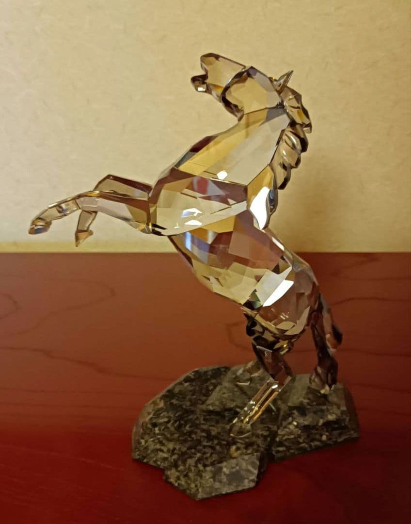 フィギュリン3点★美術館の様なお部屋に★スワロフスキー★