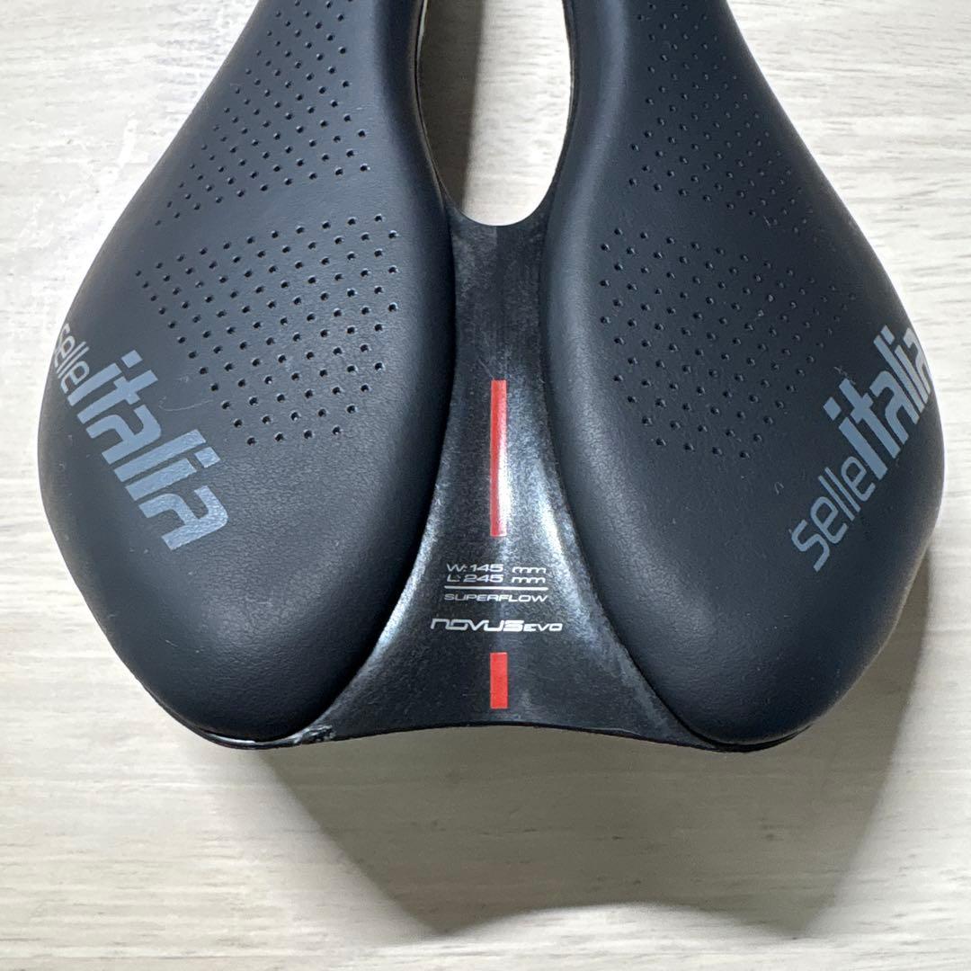 セライタリア　NOVUS BOOST EVOキットカルボニオ　スーパーフロー