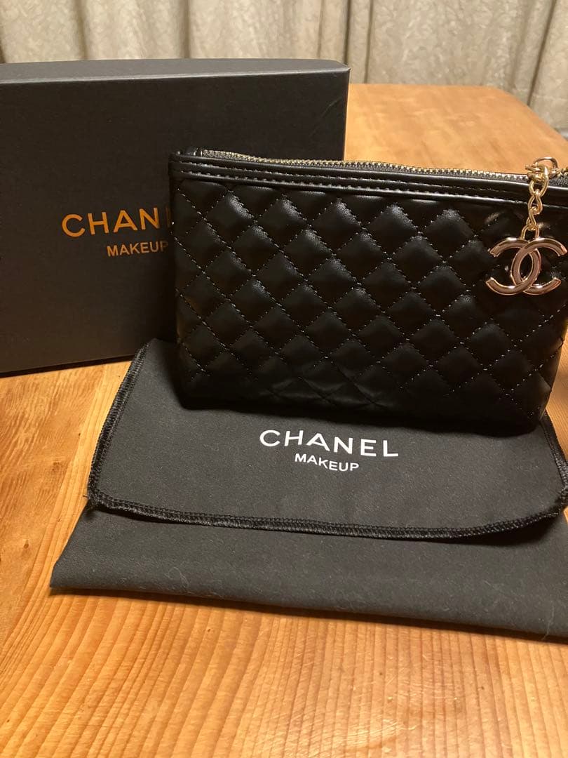 【非売品】CHANEL シャネル キルティングポーチ