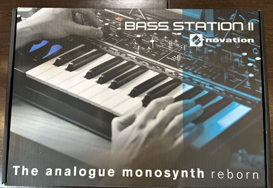 Novation BASS STATION II アナログシンセサイザー