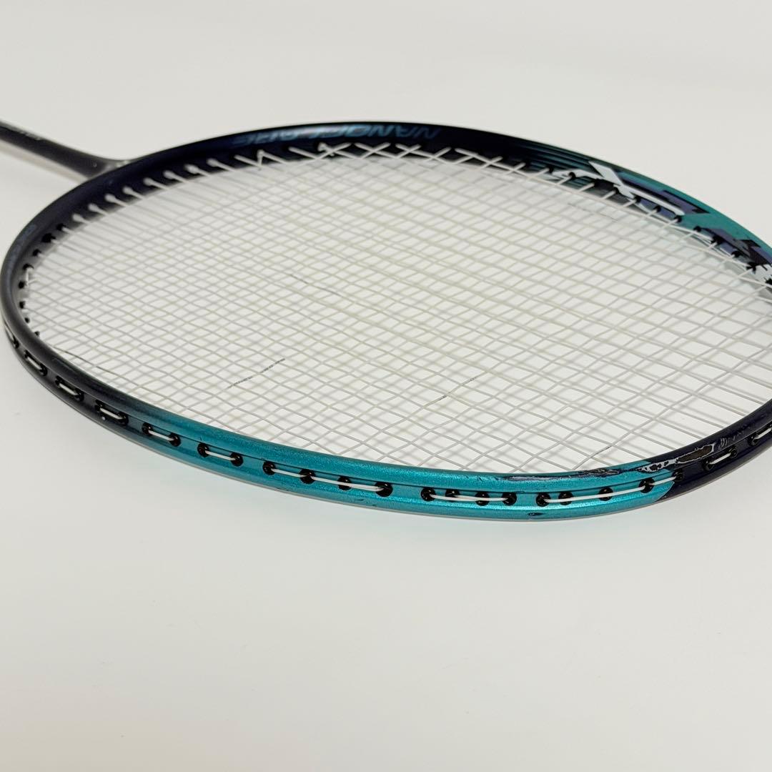 バドミントン ラケット ヨネックス ナノフレア700 廃盤 希少品 4UG5