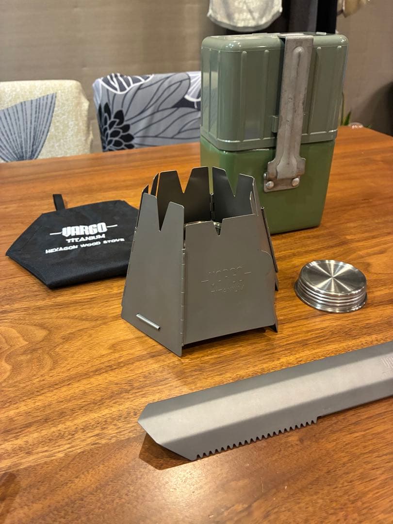 バーゴ、エバニュー、ユーゴスラビアのメスキット、軍幕野営セット‼️