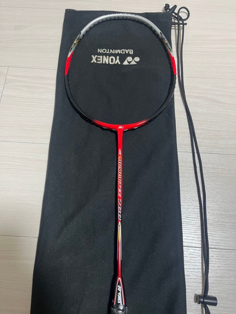 新品未使用　アーマーテック700 赤　ヨネックス