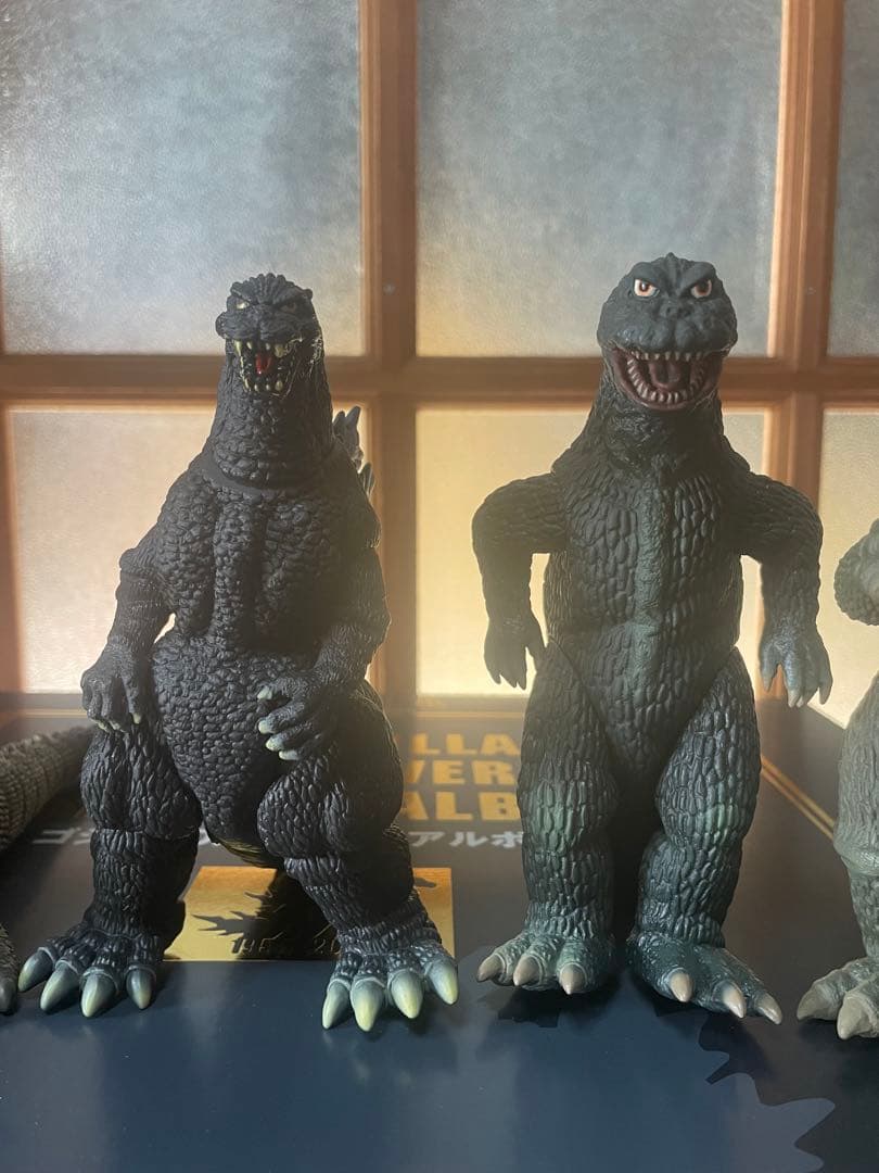 ⭐︎ゴジラ50周年メモリアルボックス⭐︎