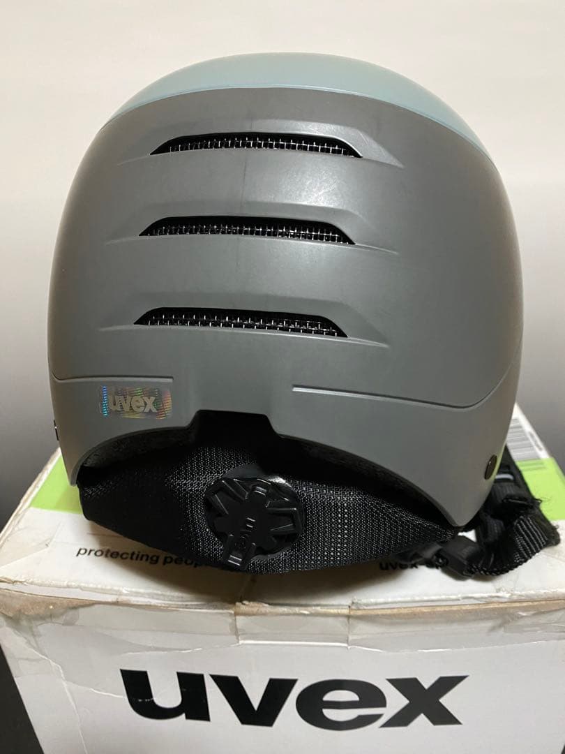 UVEX wanted visorスキー・スノボヘルメット　2日使用美品