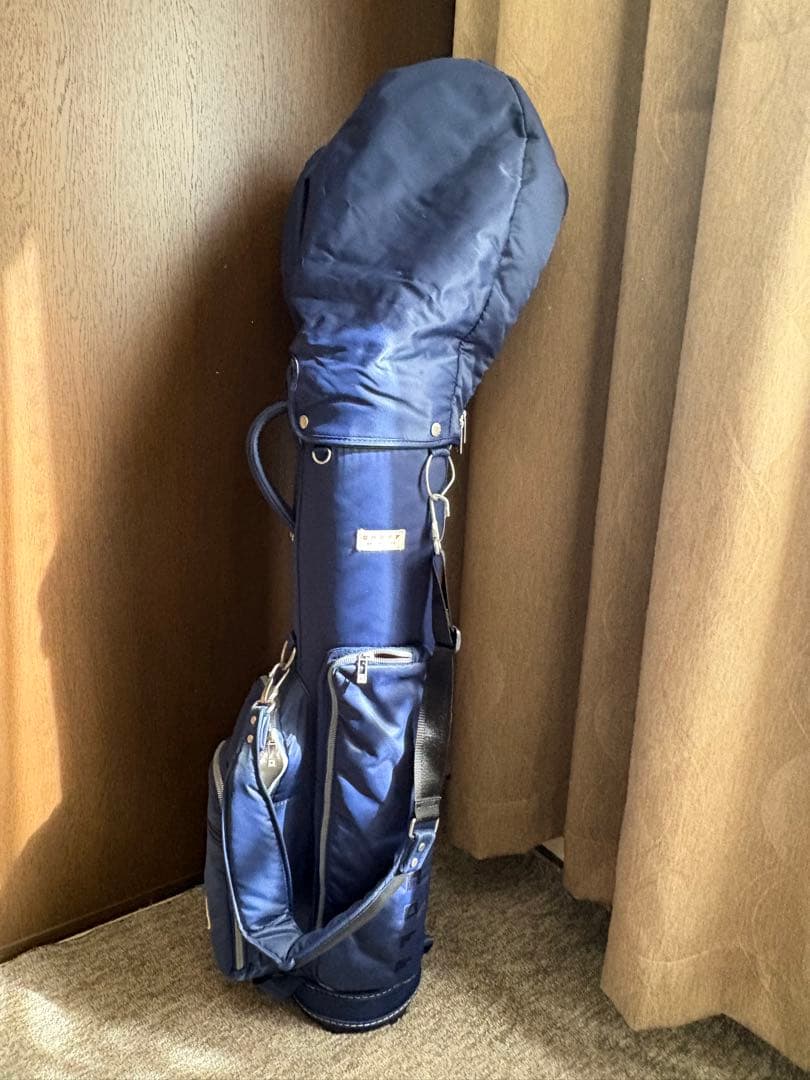 onoff オノフ2021レディース ゴルフクラブセット8本　キャディバッグ付き