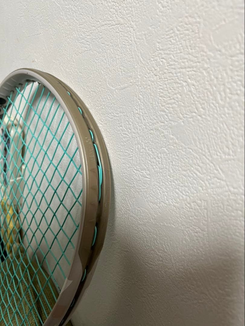 【匿名配送】ヨネックステニス硬式ラケット ブイコア100L07VC100L