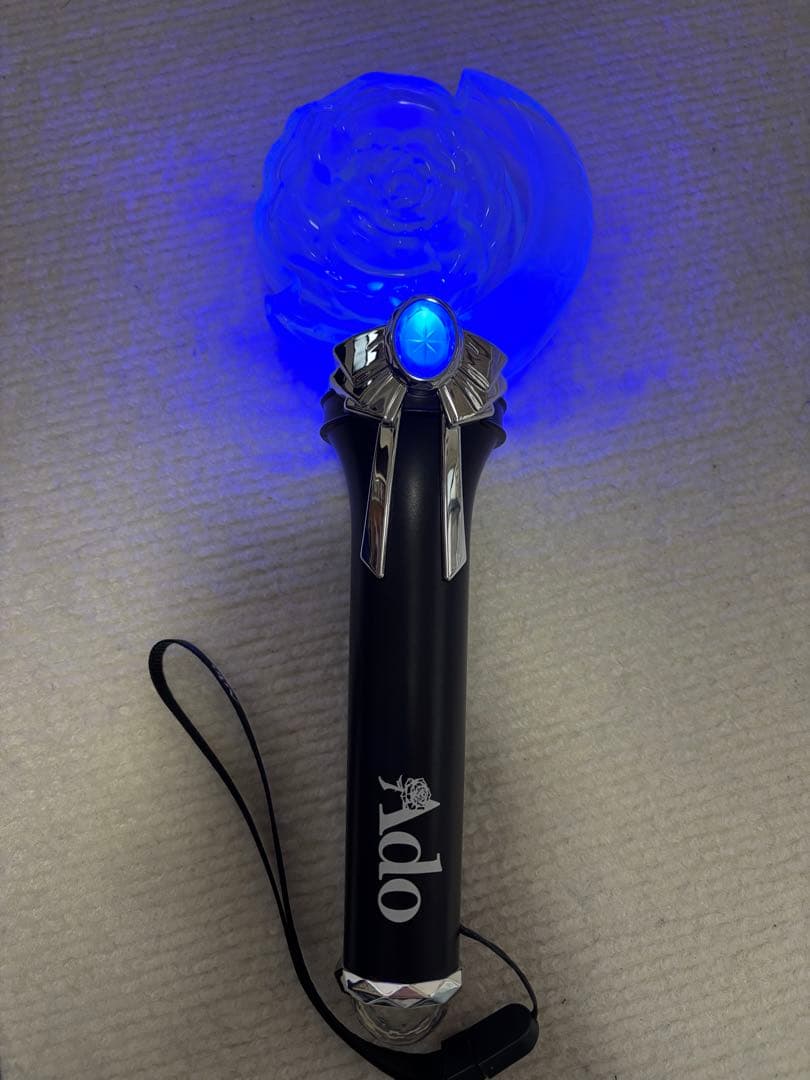 Ado 公式グッズセット