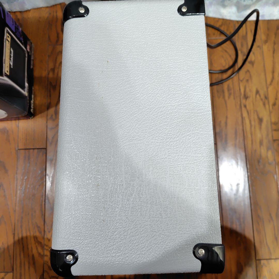 Marshall MG Series 15DFX ギターアンプ　人気のシルバー